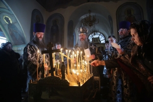 В среду первой седмицы Великого поста митрополит Кирилл совершил Литургию Преждеосвященных даров
