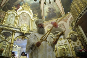 Митрополит Кирилл совершил Божественную литургию в Иоанно-Предтеченском архиерейском подворье