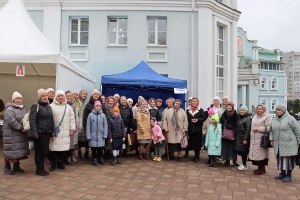 Покровская ярмарка в день отца
