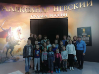 Сегодня дети нашей Воскресной школы посетили интерактивный парк Россия-моя история и побывали на выставке, посвящённой святому благоверному князю Александру Невскому