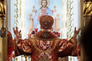В день памяти усекновения главы Иоанна Предтечи митрополит Евгений совершил Божественную литургию